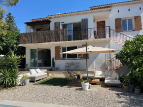 Appartement dans haut de villa